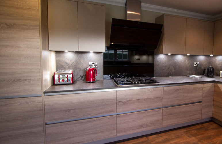 Fusion Linear Bardolino Oak and Stone