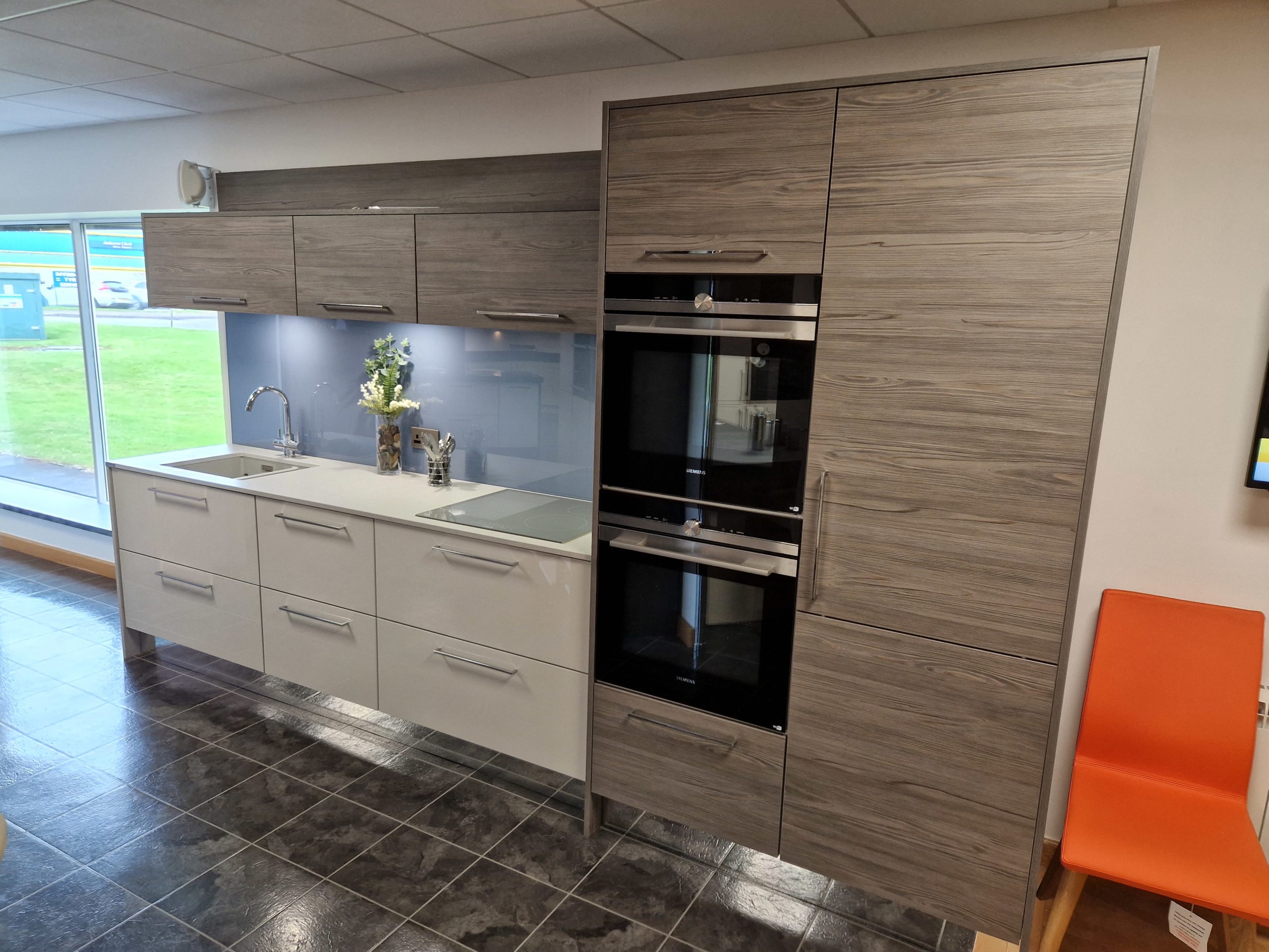 ExDisplay Kitchens, Bedrooms & Bathrooms Sale Ashley Ann