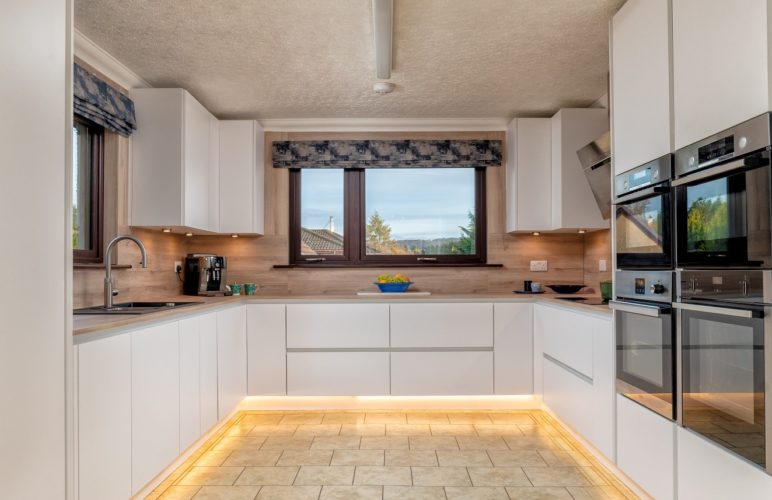 Caledonia Handle-less Painted Alpine