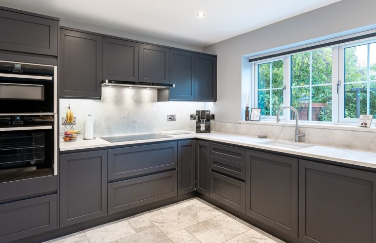 Caledonia Classic Deveron Smooth Painted Chamfered Sumburgh Midnight