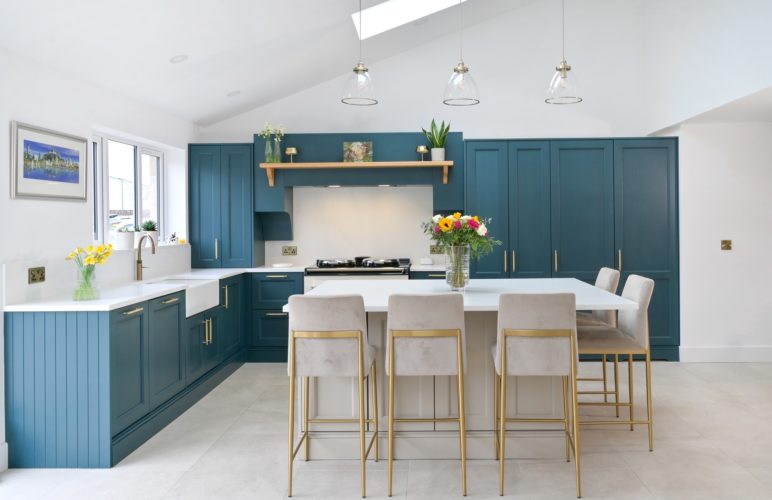 Caledonia classic Carrick Ash Painted Mey blue and Quary dust