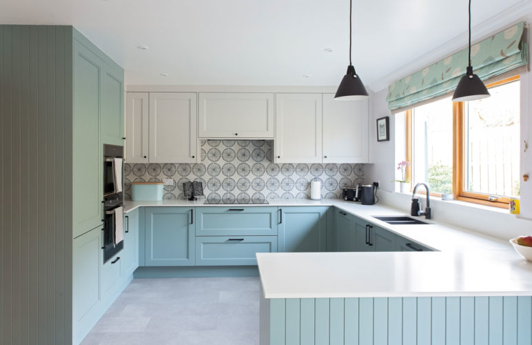 Caledonia Classic Carrick Ash Painted Summer Sky